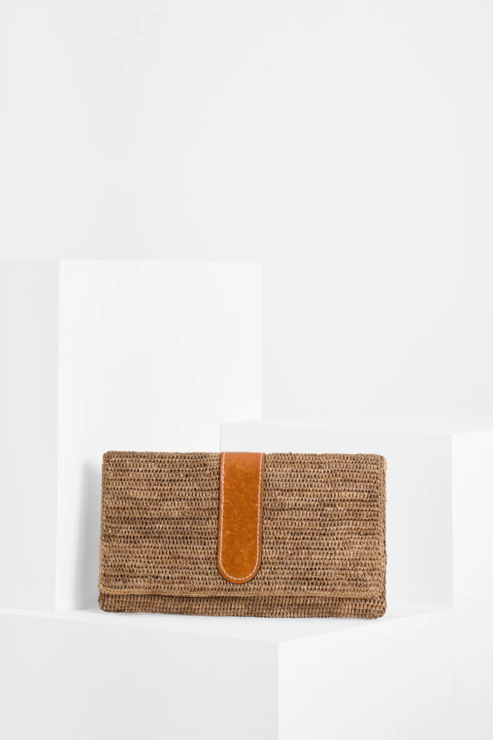 DARK TEA BELIZI CLUTCH BAG