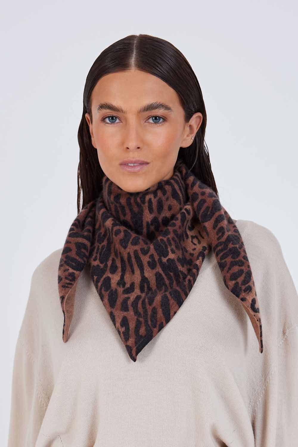 LEOPARD CASHMERE SUZINA SCARF