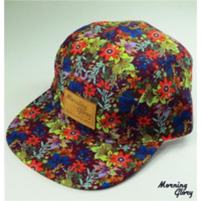 5 PANEL-FLOWER BURGUNDY CASQUETTE