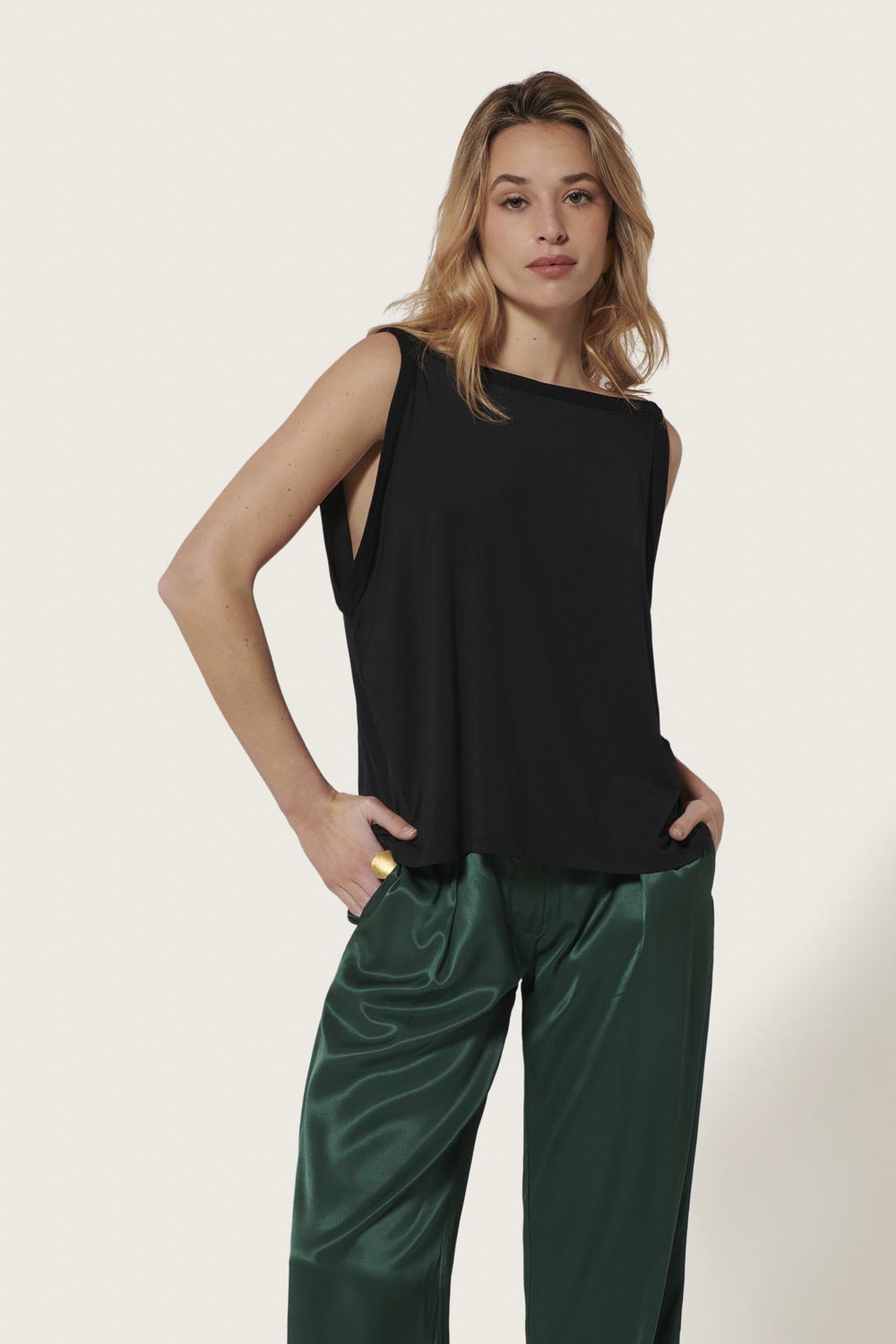 TOP LEIA BLACK