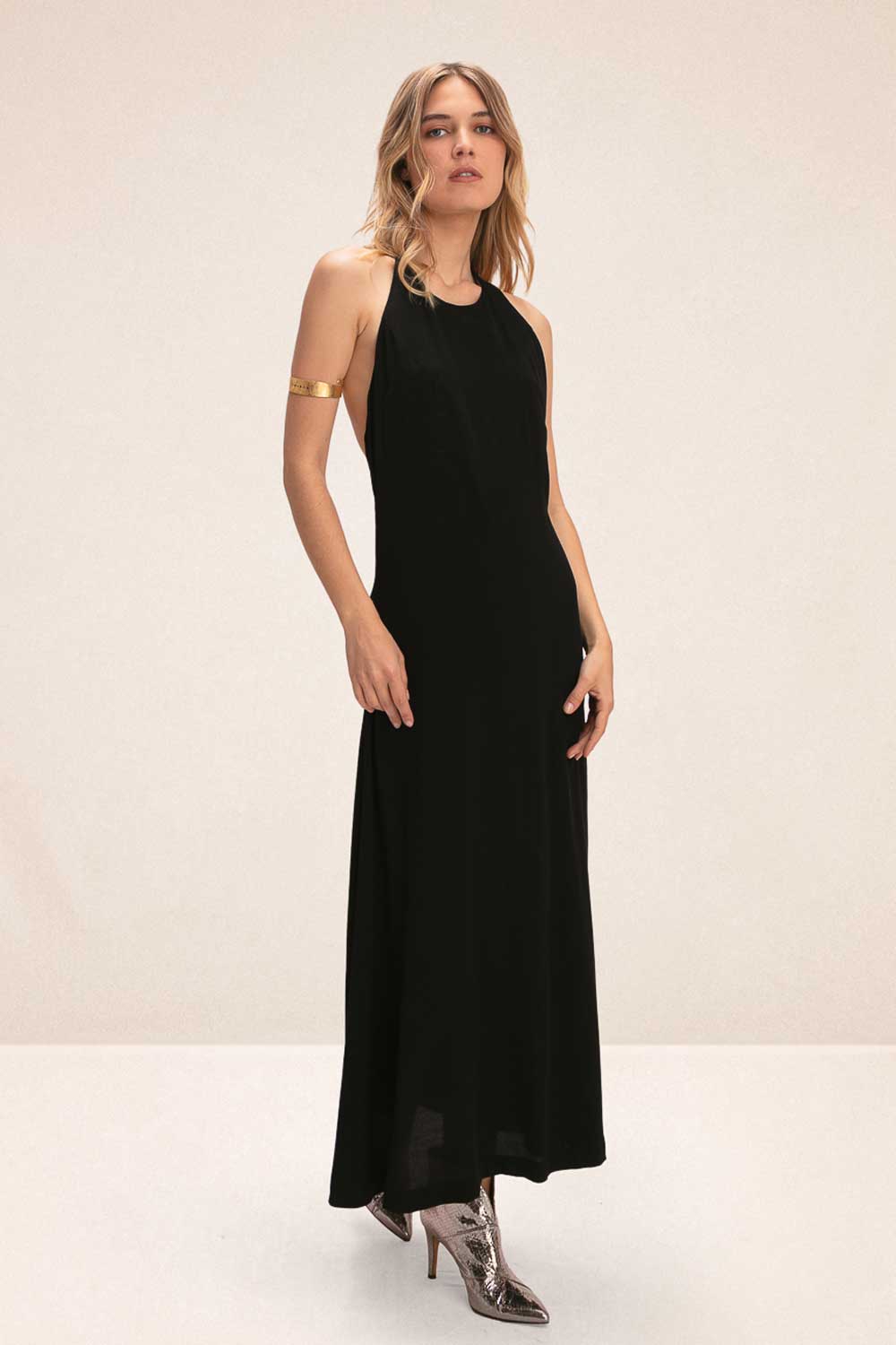 BLACK QUEEN LONG DRESS