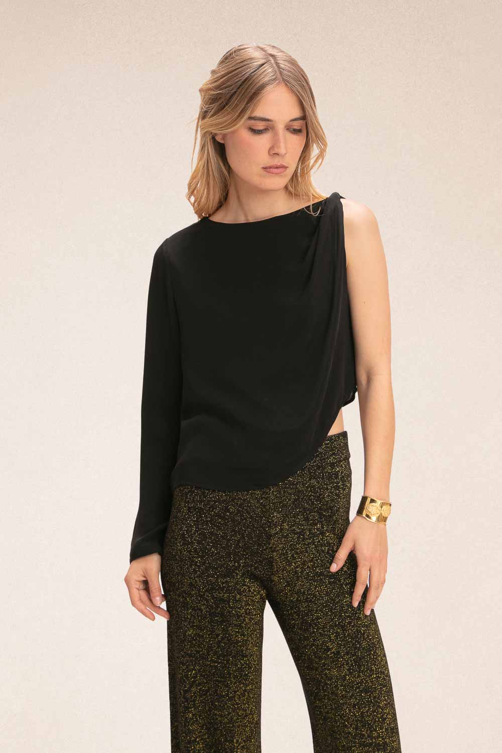 BLACK EILISH TOP